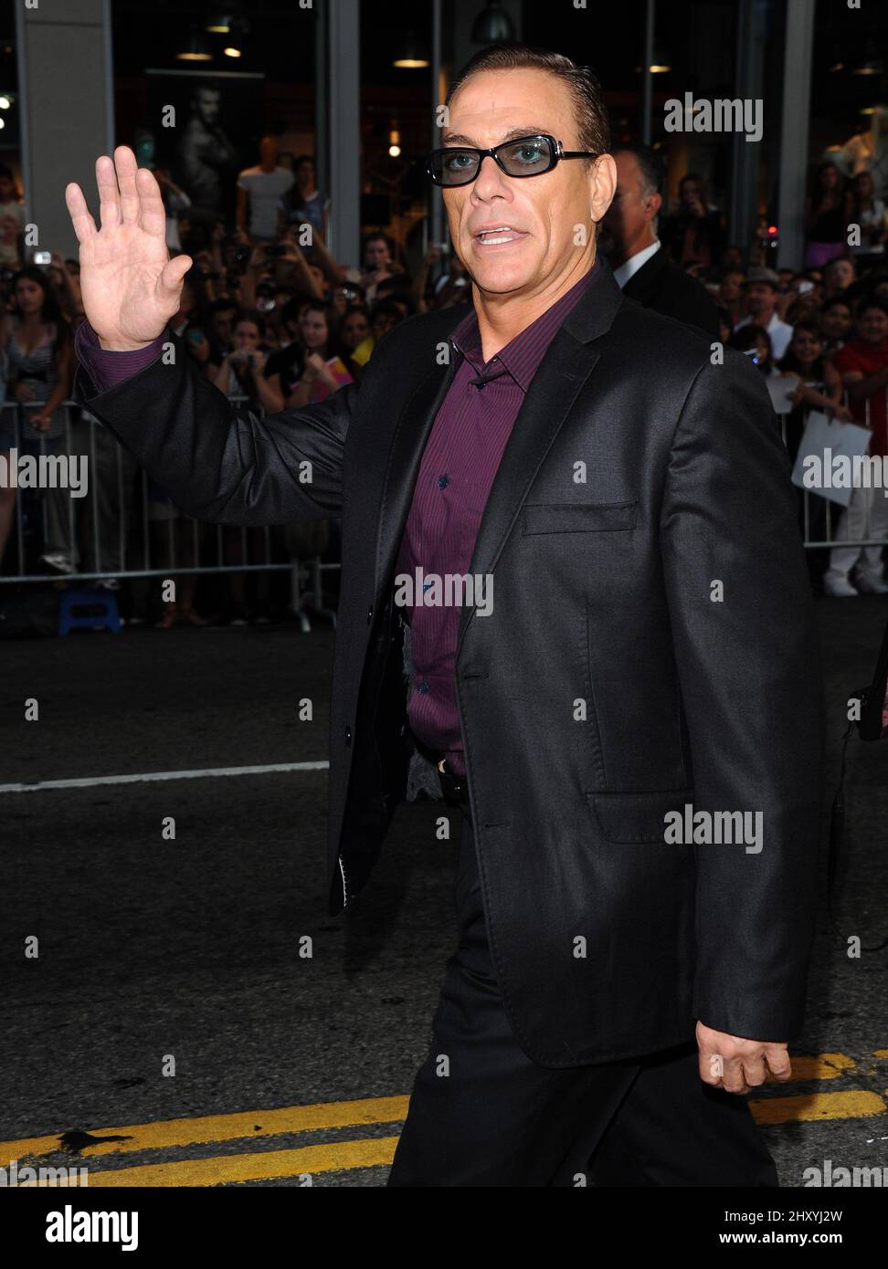 Jean-Claude Van Damme participe à la première de Los Angeles « The Expendables 2 », qui s'est tenue au théâtre chinois de Grauman. Banque D'Images