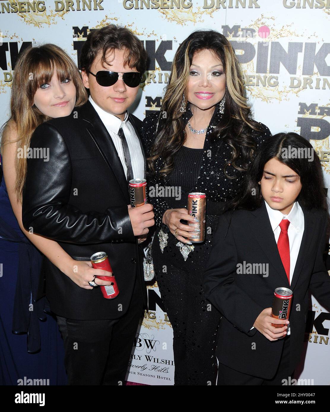 Paris Jackson, Prince Jackson, la Toya Jackson et Blanket Jackson participant à la soirée de lancement de la boisson de MR.Pink Ginseng à Berverley Hills, en Californie. Banque D'Images