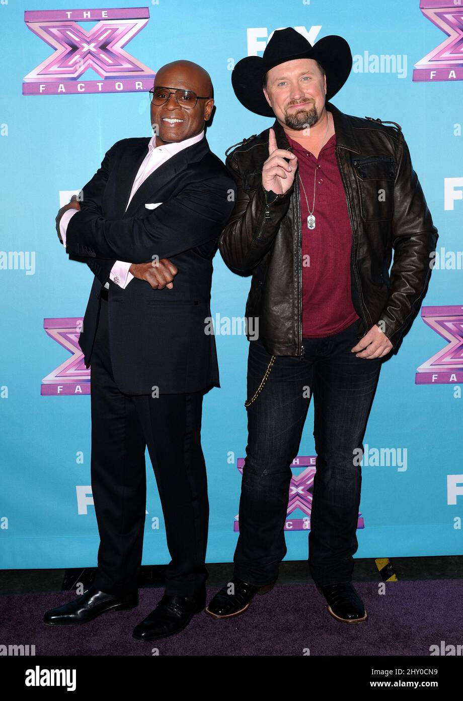 LA Reid (à gauche) et Tate Stevens assistent au spectacle des résultats de la finale de la saison 'The X Factor' à CBS Television City le jeudi 20 décembre 2012 Banque D'Images