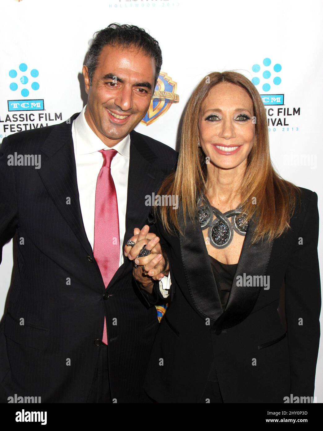 Marisa Berenson et Jean Michel Simonian lors de la projection du Cabaret 40th anniversaire de New York, tenue au théâtre Ziegfeld. Banque D'Images