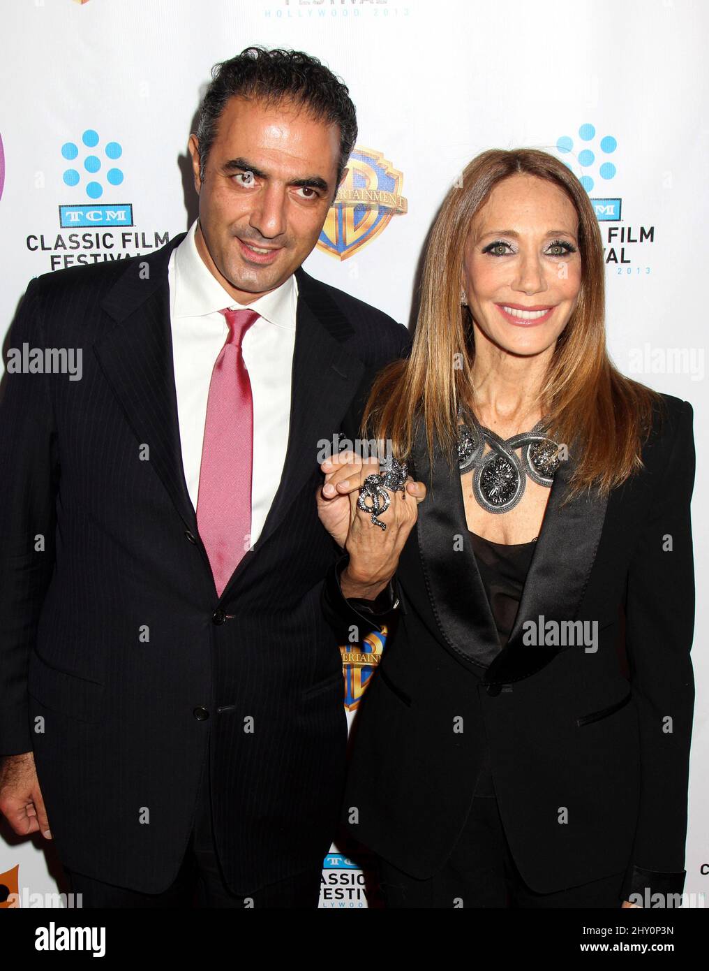 Marisa Berenson et Jean Michel Simonian lors de la projection du Cabaret 40th anniversaire de New York, tenue au théâtre Ziegfeld. Banque D'Images