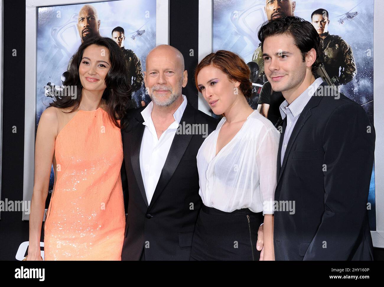 Bruce Willis, Emma Heming, Rumer Willis et Jayson Blair lors de la première du nouveau film de Paramount Pictures G.I. JOE: REPRÉSAILLES, tenu au théâtre chinois de Grauman, le 28 mars 2013, à Los Angeles. Banque D'Images