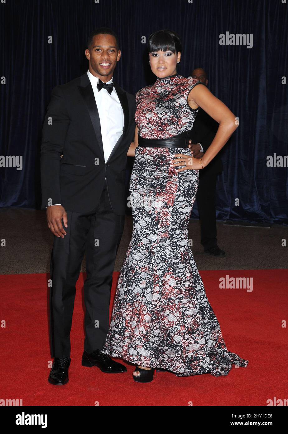 Victor Cruz et Elaina Watley assistent au dîner de l'Association des correspondants de la Maison Blanche à Washington DC. Banque D'Images