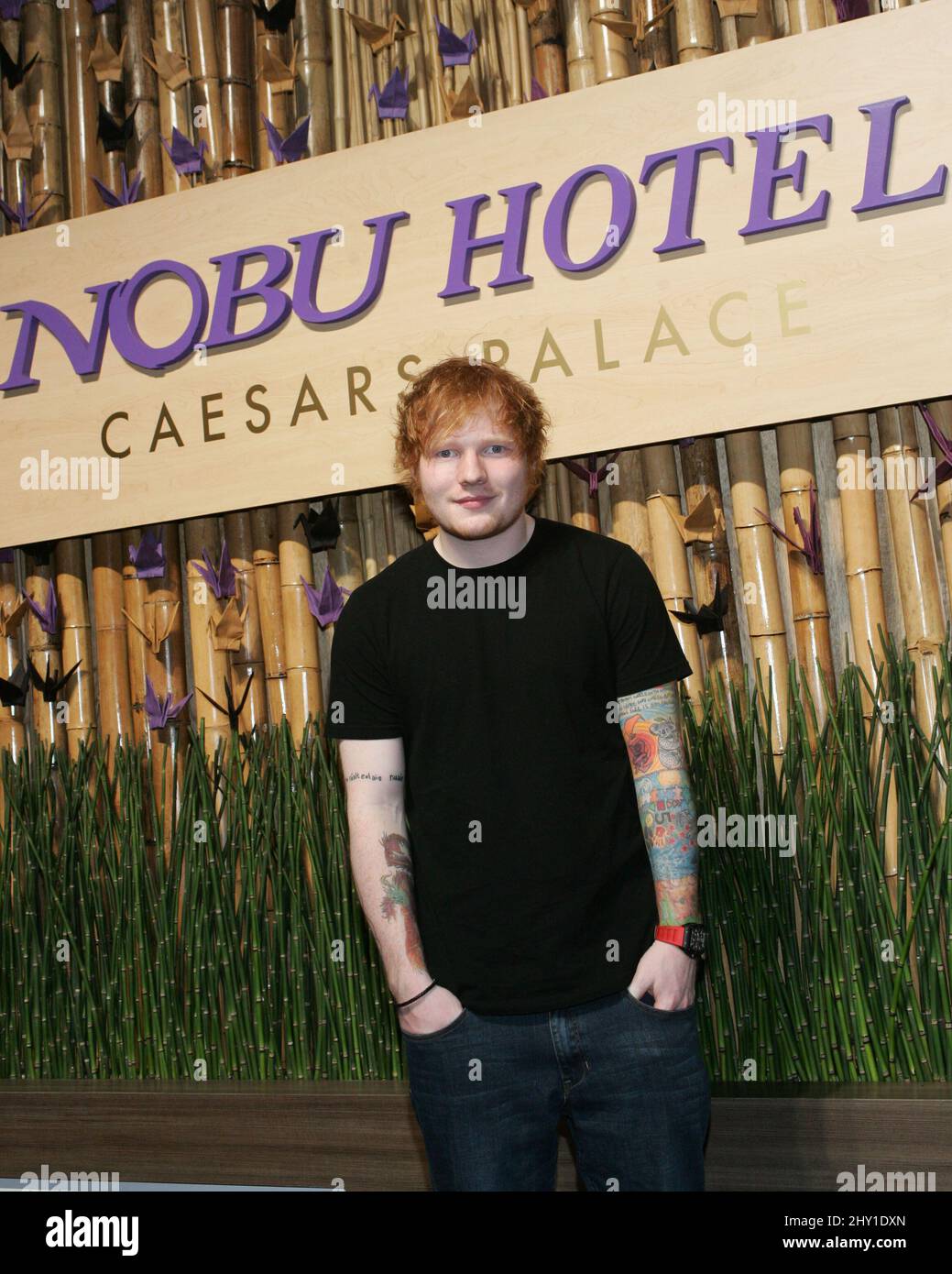 Ed Sheeran assistant à l'ouverture officielle de l'hôtel Nobu au Caesar's Palace de Las Vegas, Nevada. Banque D'Images