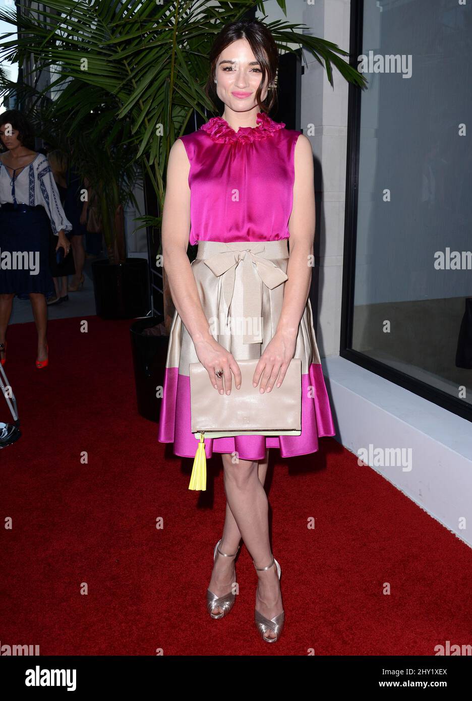 Crystal Reed assiste à l'ouverture de la boutique Carolina Herrera, Los Angeles Banque D'Images