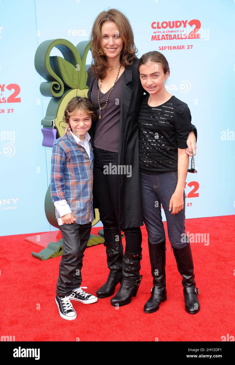 Amy Brenneman participe à la première « Cloudy with A chance of Meatballs 2 » à Los Angeles, en Californie. Banque D'Images