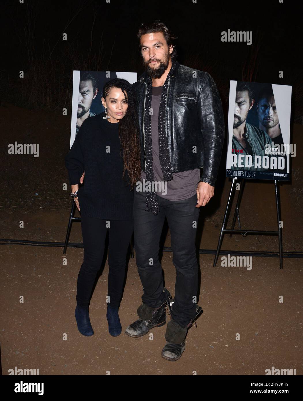 Lisa Bonet Jason Momoa participant à la projection de la première spéciale de Red Road qui a eu lieu aux grottes Bronson à Griffith Park, Los Angeles. Banque D'Images