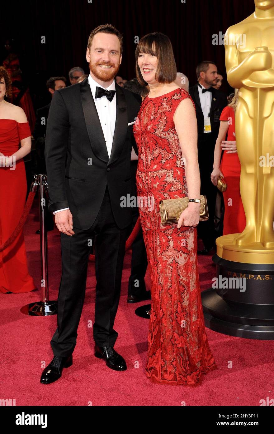 Michael Fassbender arrive au 86e Academy Awards qui s'est tenu au Dolby Theatre à Hollywood, Los Angeles, CA, États-Unis, le 2 mars 2014. Banque D'Images