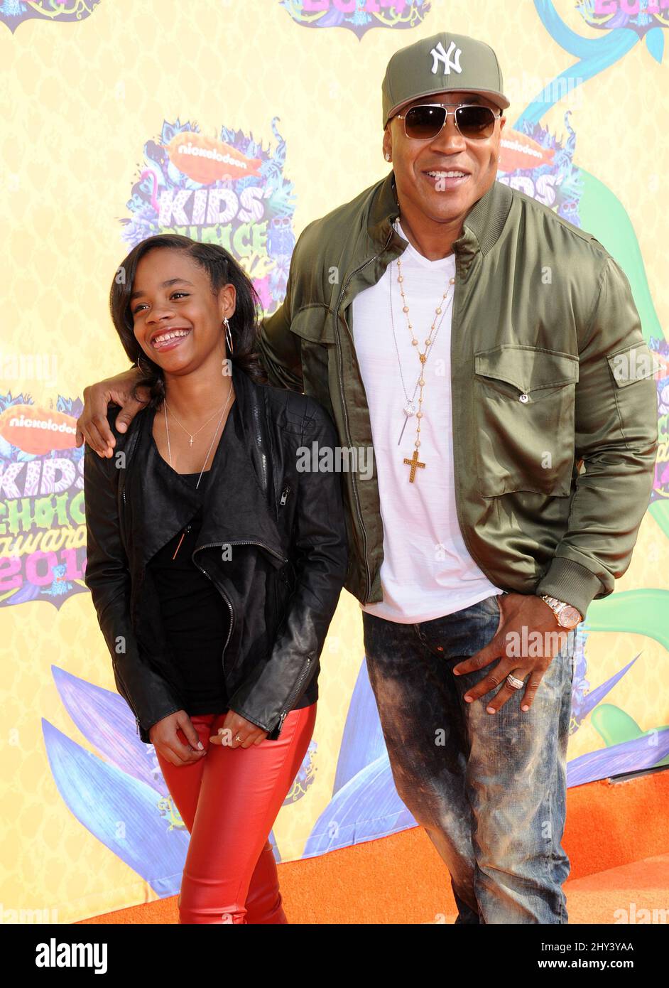 LL Cool J & Nina Simone Smith participant aux Prix annuels 27th du choix des enfants de Nickelodeon au Centre Galen de l'USC à Los Angeles, États-Unis. Banque D'Images