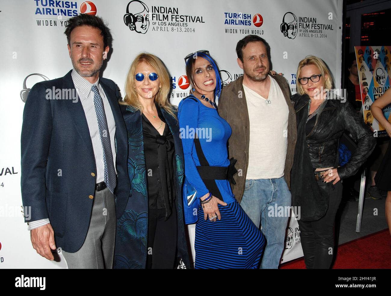 David Arquette, Rosanna Arquette, Alexis Arquette, Richmond Arquette et Patricia Arquette lors du festival du film indien de Los Angeles, ouverture de la nuit, première de tapis rouge de 'SOLD' tenue aux cinémas ArcLight Hollywood. Banque D'Images