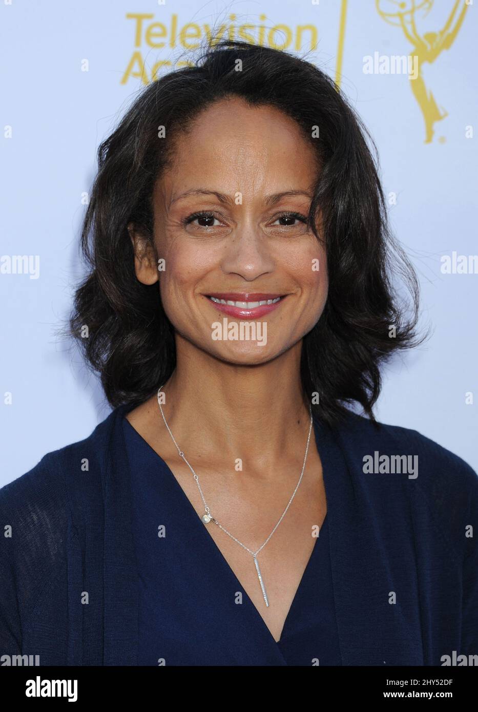 AnneMarie Johnson arrivant pour la réception des Emmy Awards 66th de