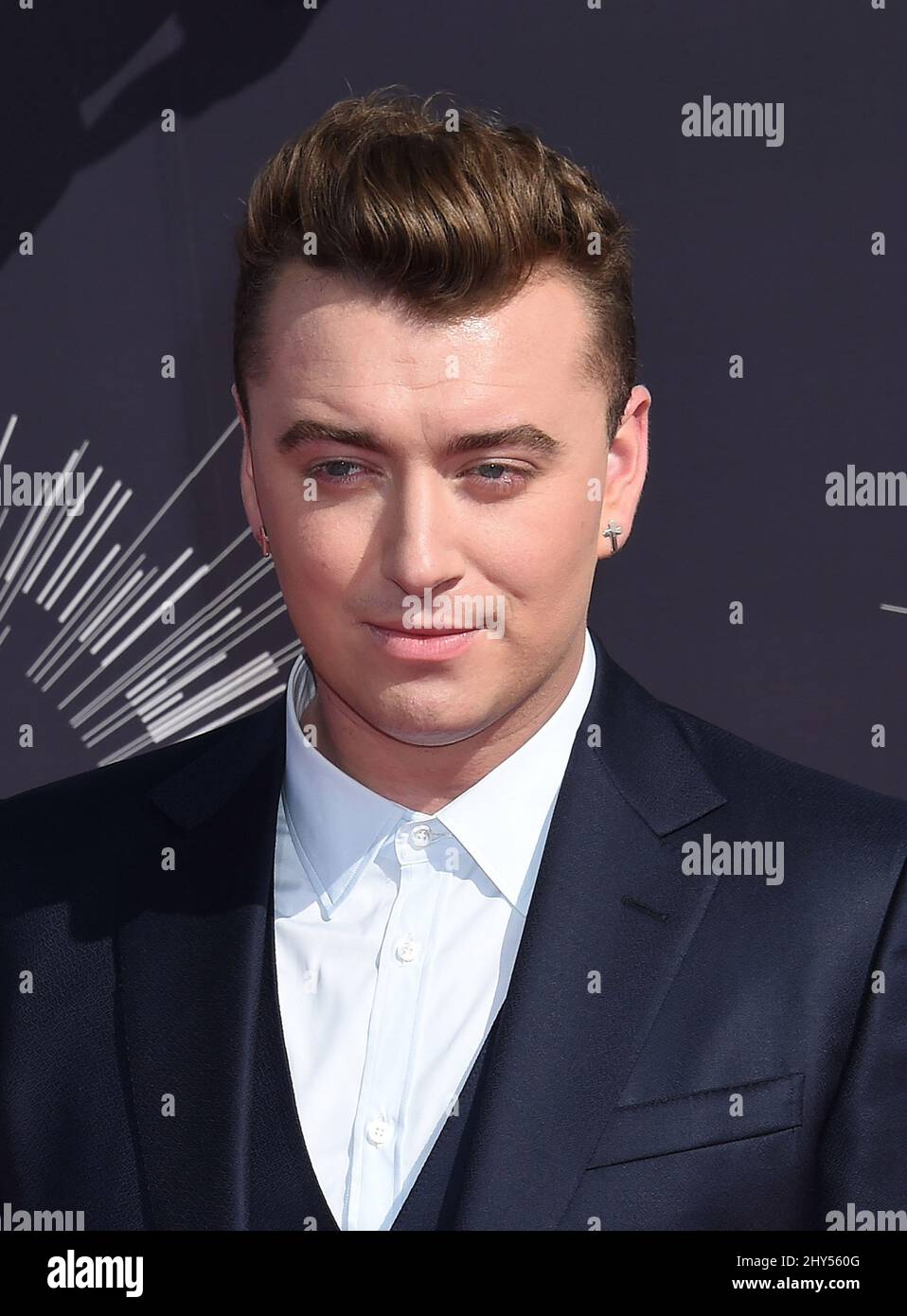 Sam Smith arrive aux MTV Video Music Awards 2014 qui se tiennent au Forum Banque D'Images