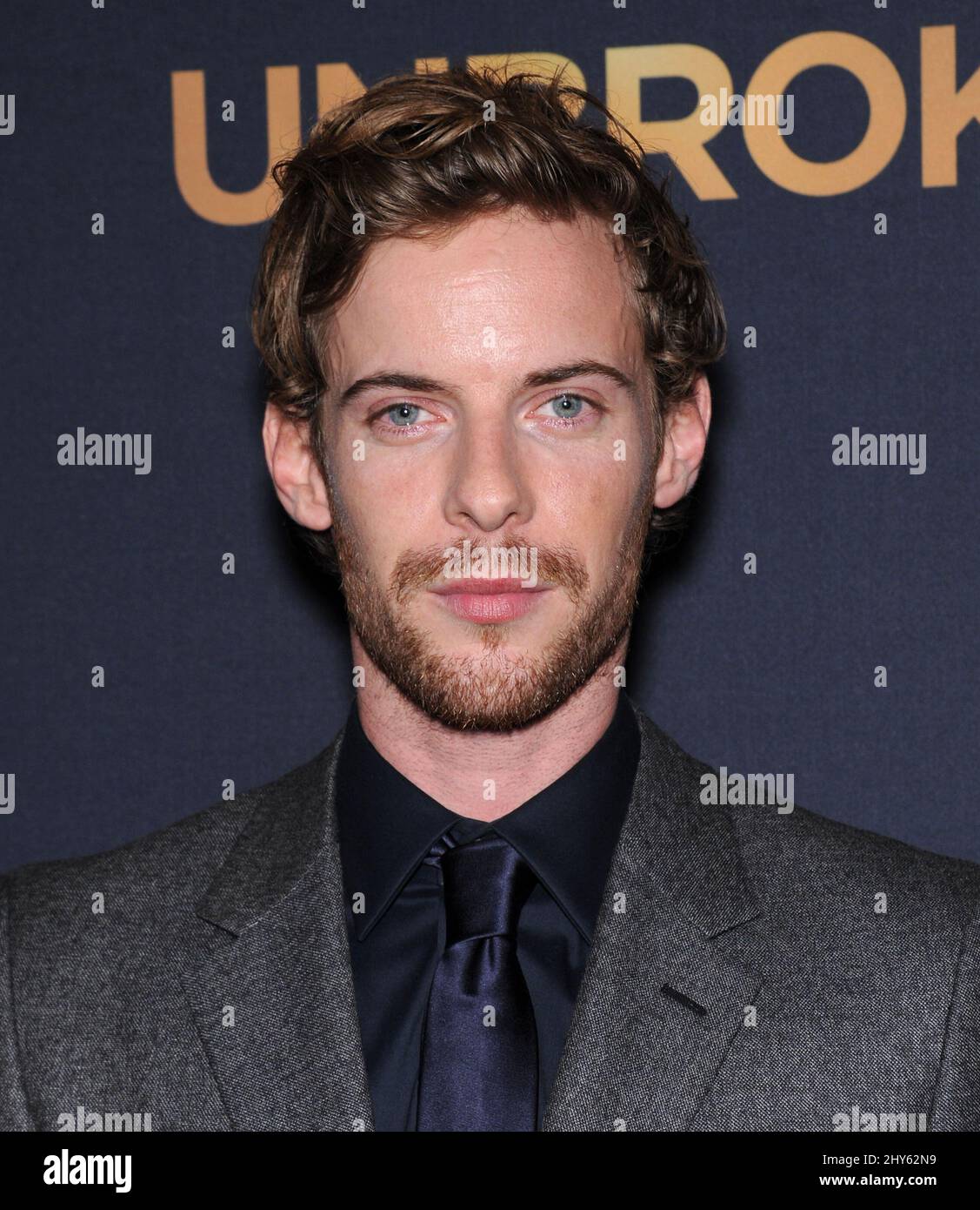 Luke Treadaway assistant à la première « Unbroken » à Los Angeles Banque D'Images