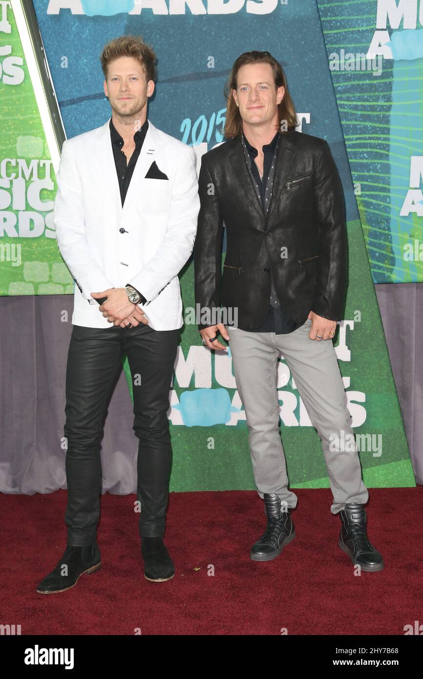 Tyler Hubbard, Brian Kelley participant aux CMT Music Awards 2015 Banque D'Images