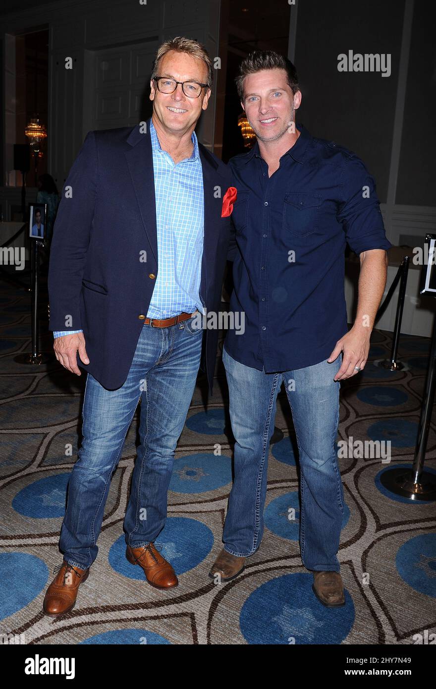 Doug Davidson et Steve Burton assistent à l'événement « The Young and the Restless » Fan Club Banque D'Images