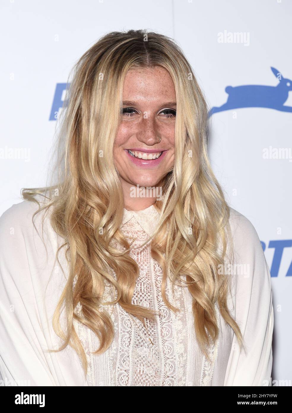 Kesha participant au PETA célèbre le 35th anniversaire qui a eu lieu au Palladium. Banque D'Images