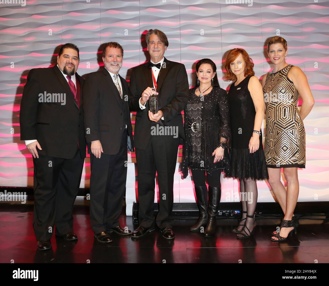 Tim Fink et Pat Collins et Richard Leigh et Crystal Gayle et Reba McEntyre et Shannon Hatch SESAC Nashville Music Awards au Country Music Hall of Fame Banque D'Images