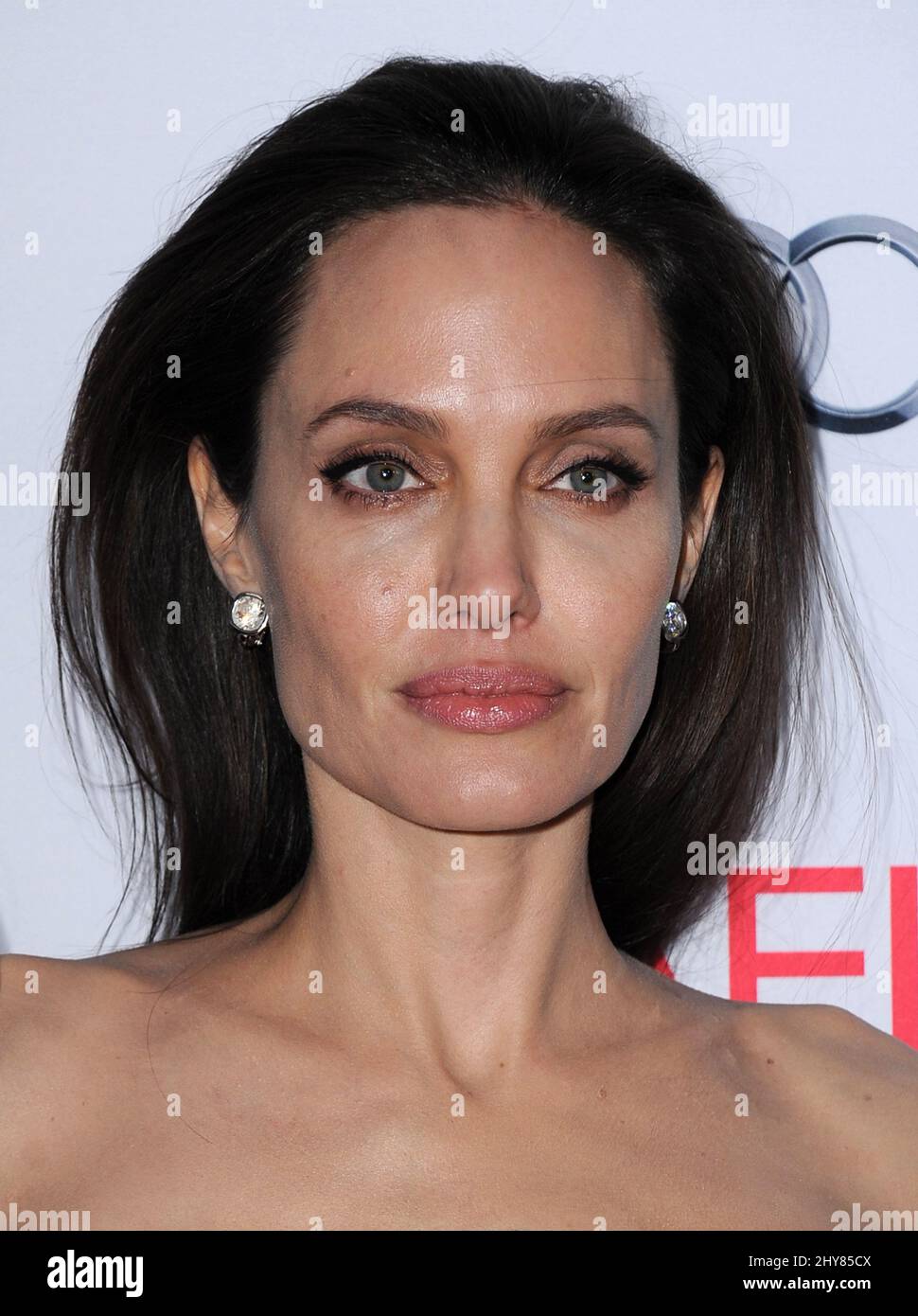 Angelina Jolie participe à la soirée d'ouverture de l'AFI FEST 2015 première Gala de 'by the Sea' qui s'est tenue au TCL Chinese 6 Theaters à Los Angeles, Etats-Unis. Banque D'Images