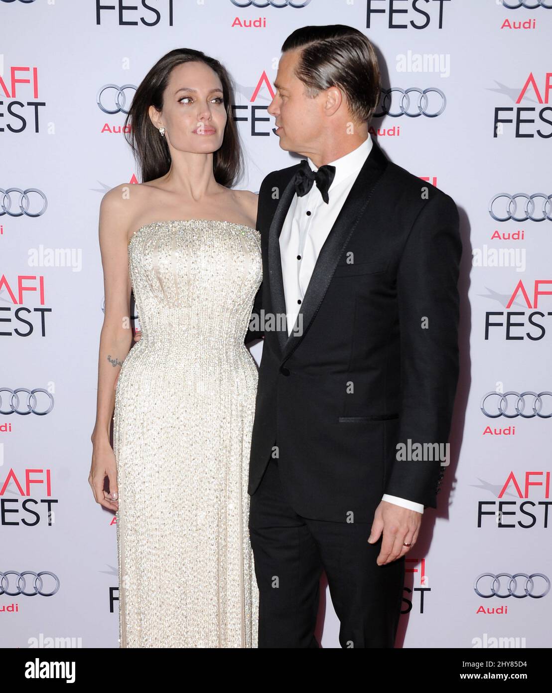 Angelina Jolie, Brad Pitt participant à la soirée d'ouverture de l'AFI FEST 2015 Gala première de 'by the Sea' qui s'est tenue aux théâtres chinois 6 de TCL à Los Angeles, États-Unis. Banque D'Images