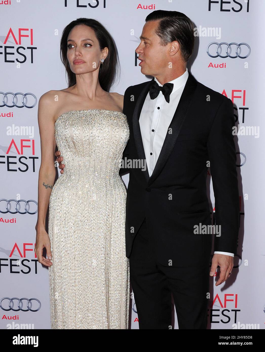 Angelina Jolie, Brad Pitt participant à la soirée d'ouverture de l'AFI FEST 2015 Gala première de 'by the Sea' qui s'est tenue aux théâtres chinois 6 de TCL à Los Angeles, États-Unis. Banque D'Images