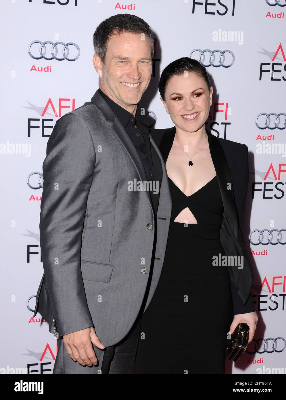 Stephen Moyer, Anna Paquin AFI FEST 2015 première de 'commotion' au TCL Chinese Theatre Banque D'Images