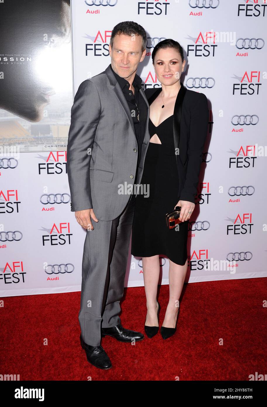 Stephen Moyer, Anna Paquin AFI FEST 2015 première de 'commotion' au TCL Chinese Theatre Banque D'Images