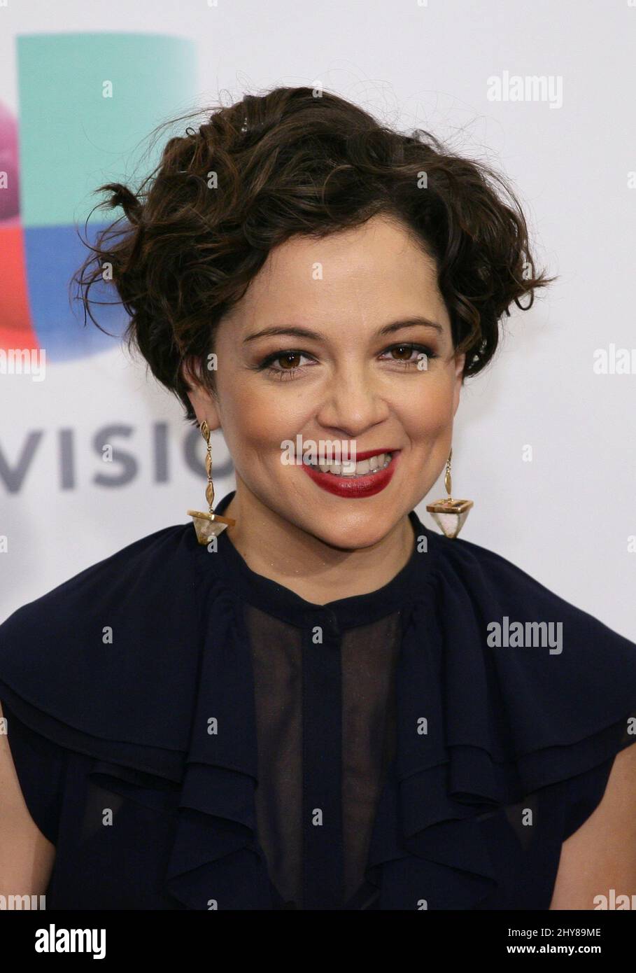 Natalia Lafourcade pose dans la salle de presse des Latin Grammy Awards 16th annuels à la MGM Grand Garden Arena le jeudi 19 novembre 2015, à Las Vegas. Banque D'Images