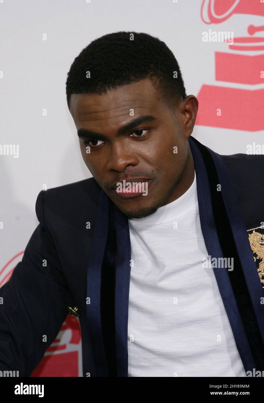 OMI pose dans la salle de presse des Latin Grammy Awards 16th annuels à la MGM Grand Garden Arena le jeudi 19 novembre 2015 à Las Vegas. Banque D'Images