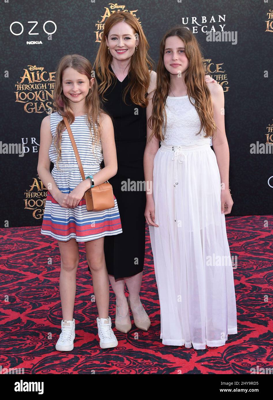Miranda Otto participe à la première américaine « Alice Through the look Glass » à Los Angeles Banque D'Images