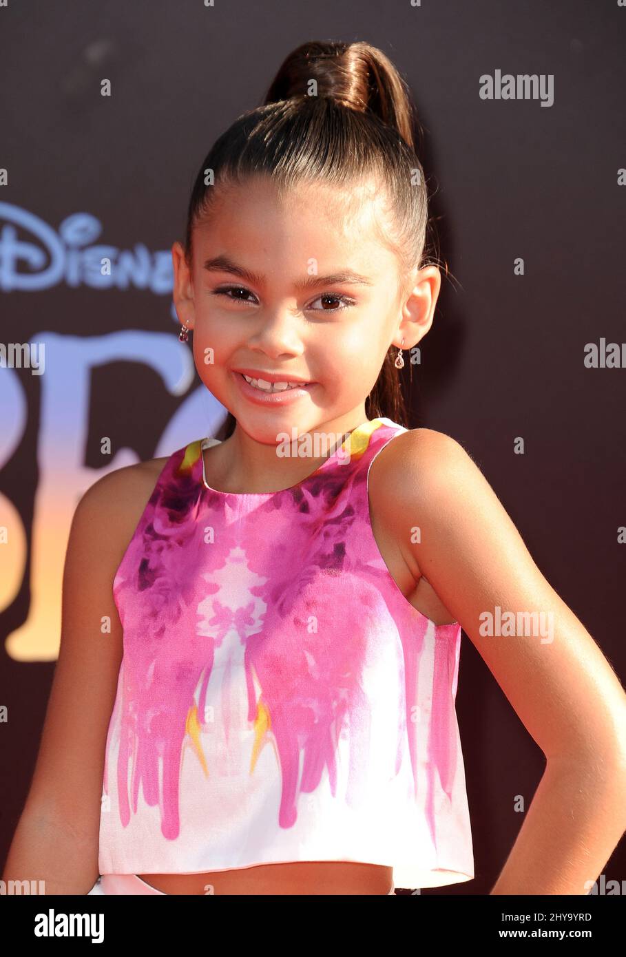 Ariana Greenblatt participe à la première de 'The BFG' à Los Angeles. Banque D'Images