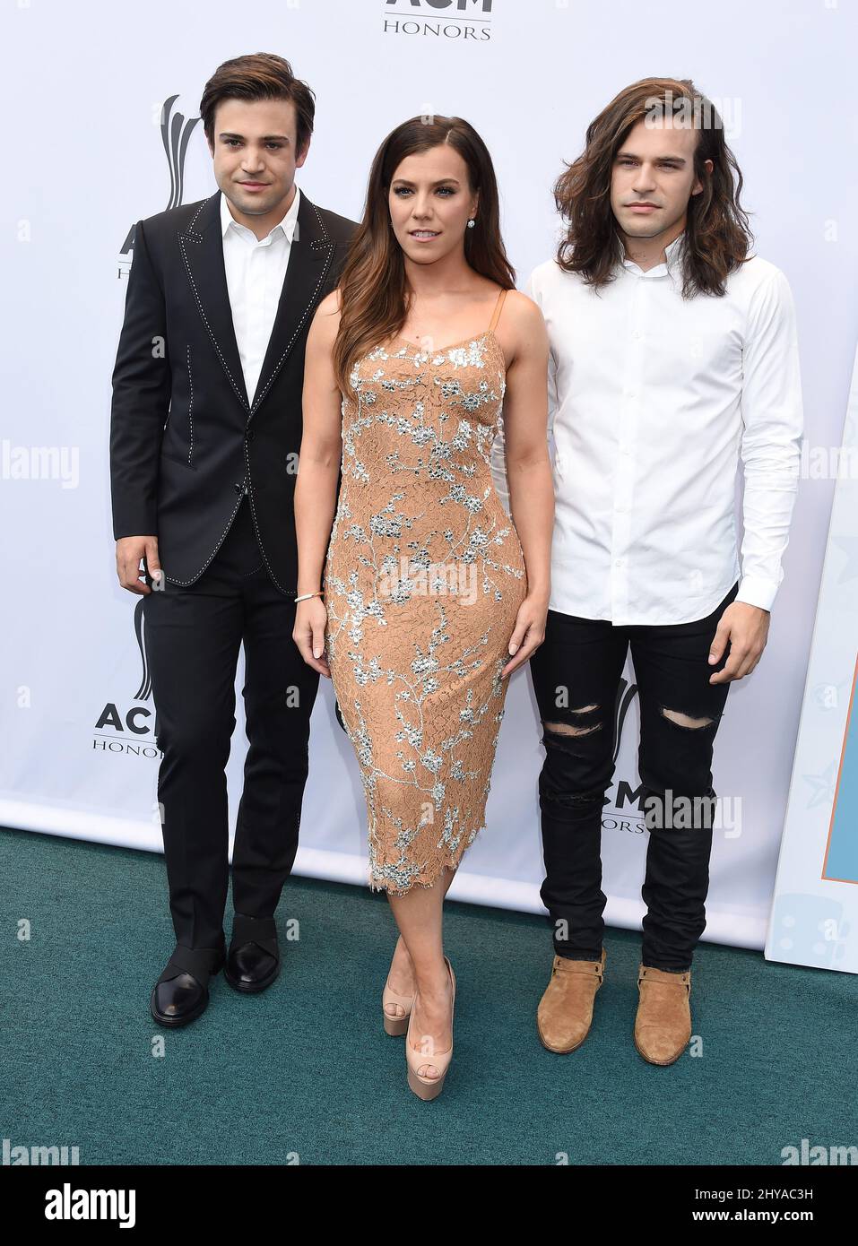 Le groupe perry pose Banque de photographies et d’images à haute