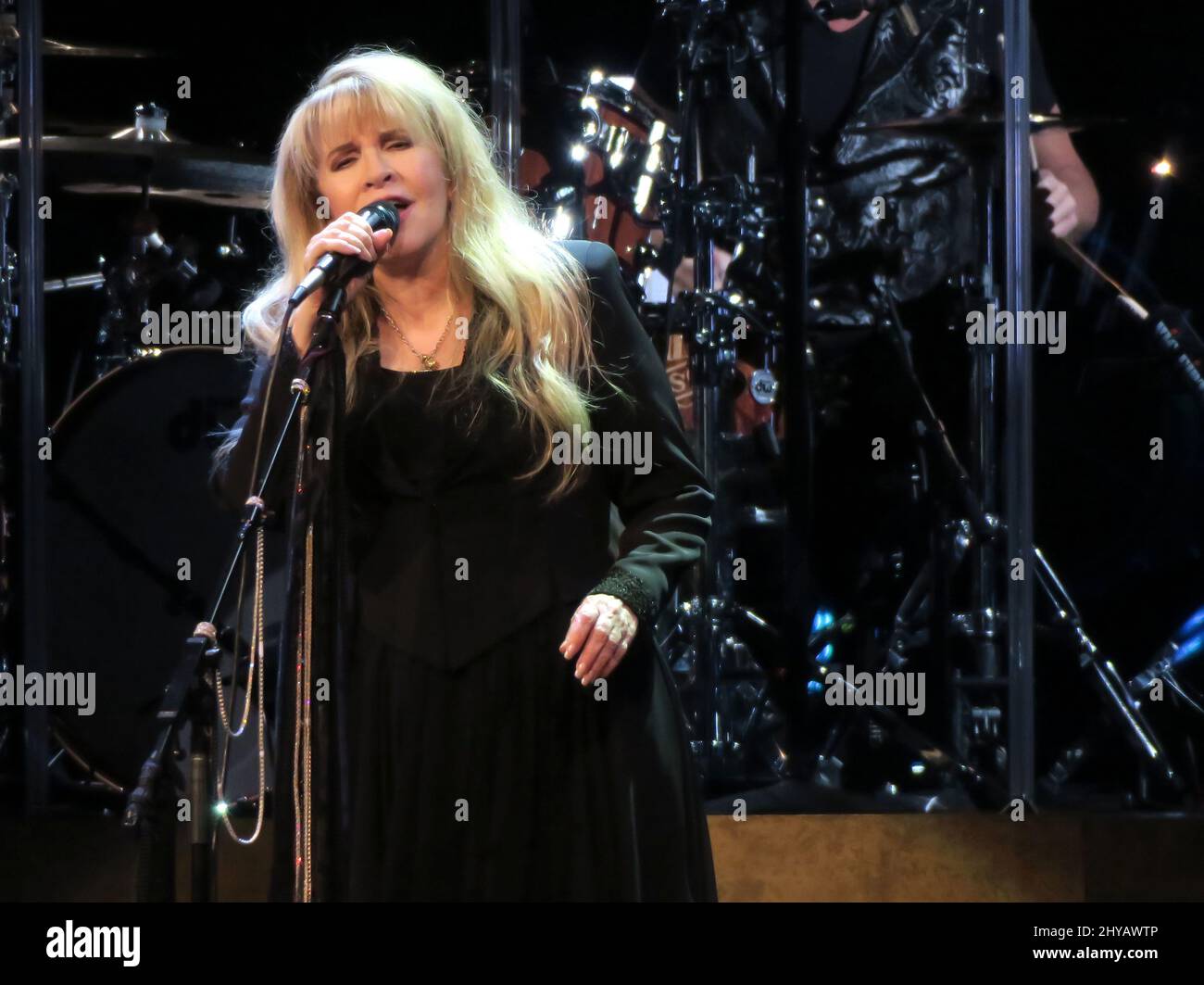 Stevie Nicks se présentant à l'ouverture de Stevie Nicks, fille de sa ville natale, « 24 Carat Gold Tour », avec les prétendants au Talking Stick Arena. Banque D'Images