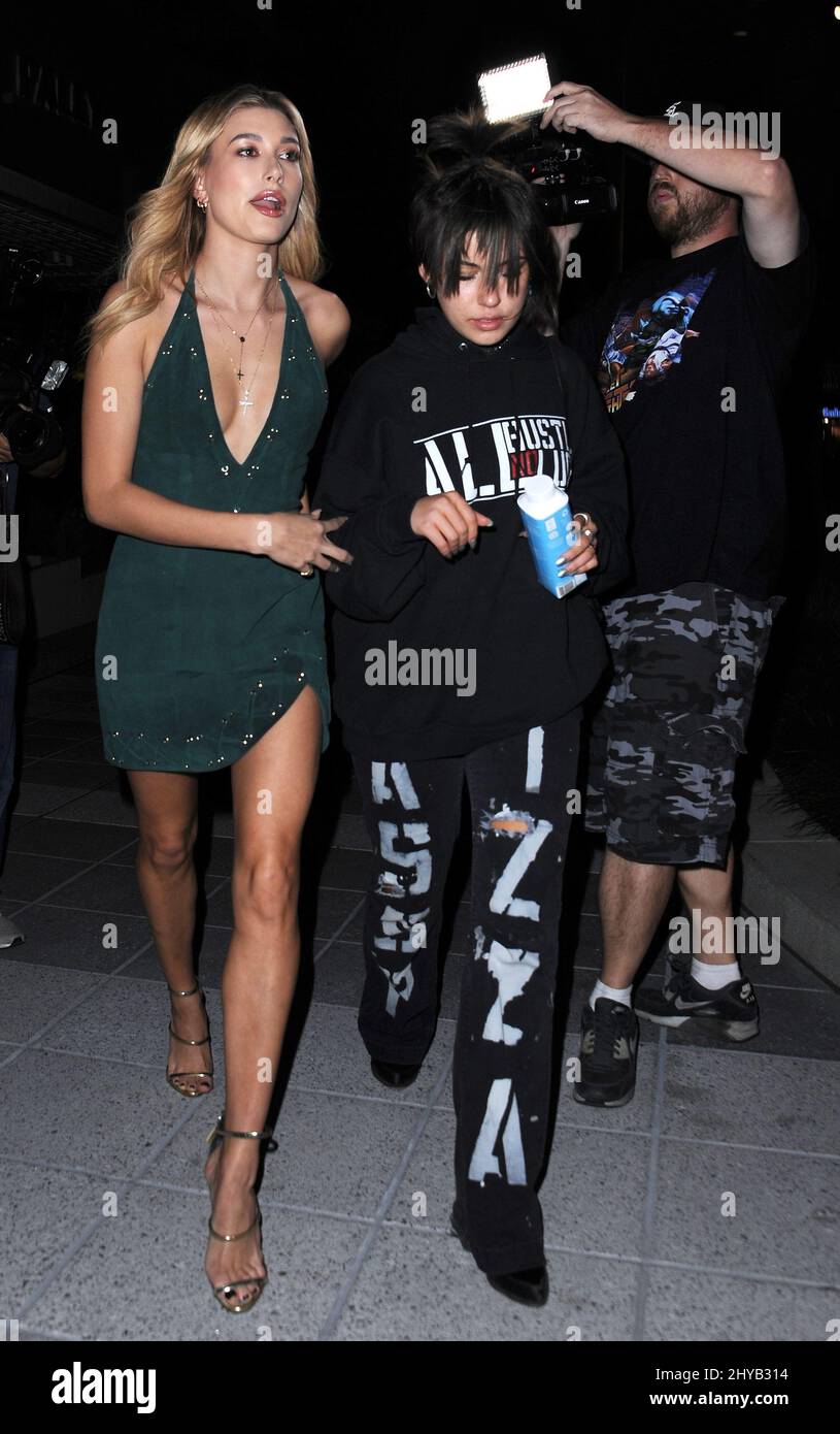 Hailey Baldwin est vu à NeueHouse Hollywood, Los Angeles. Banque D'Images