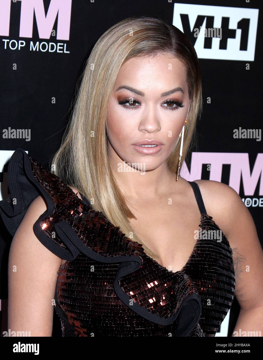 Rita ora participe à la prochaine partie de première modèle de l'Amérique Banque D'Images