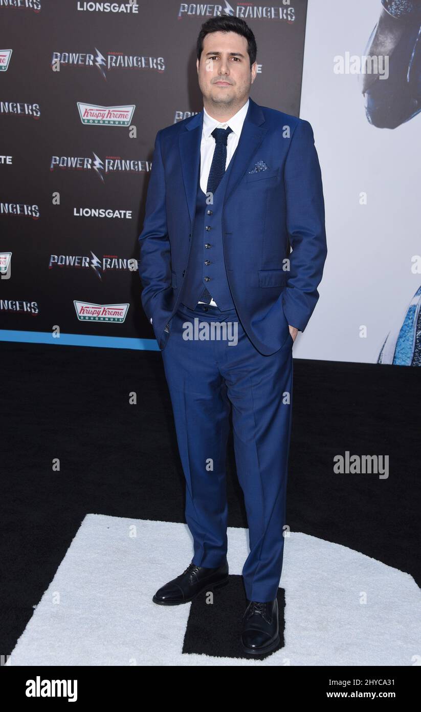 Dean Israélite assistant à la première mondiale des « saban's Power ...