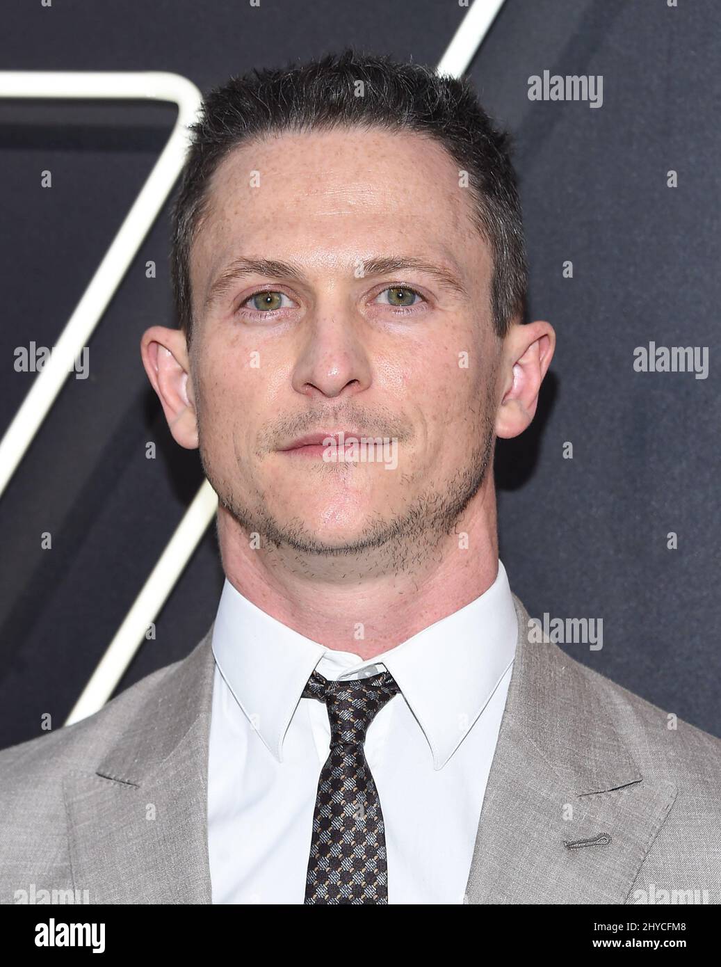 Jonathan Tucker arrive à la première 'American Gods' qui s'est tenue au Cinerama Dome à Los Angeles, aux États-Unis Banque D'Images