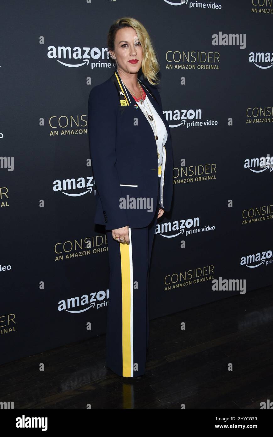 Alanis Morissette arrive à l'événement FYC pour le film « transparent » d'Amazon Video qui s'est tenu au Hollywood Athletic Club de Los Angeles, aux États-Unis Banque D'Images