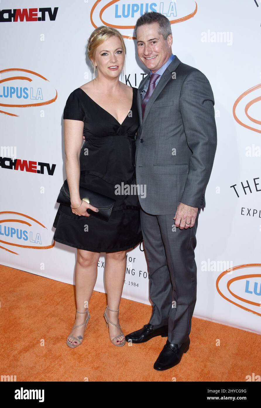 Melissa Joan Hart et Adam Selkowitz arrivent pour le ballon orange 2017 de Lupus LA : une fusée à Un traitement qui s'est tenu au California Science Center de Los Angeles, aux États-Unis Banque D'Images