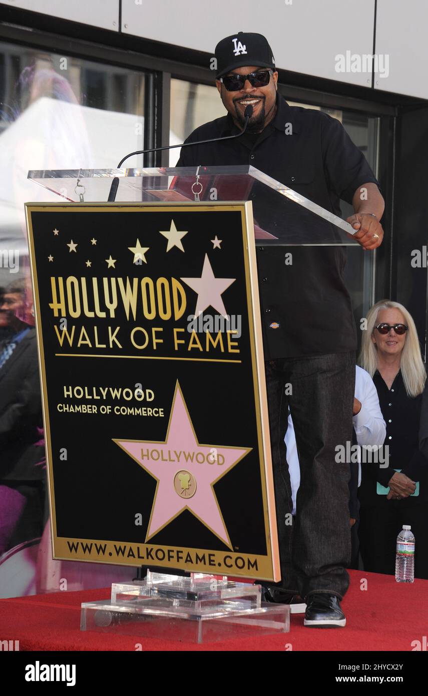 ICE Cube lors de la cérémonie des étoiles du Ice Cube Hollywood Walk of Fame organisée devant le Musicians Institute, Hollywood Banque D'Images