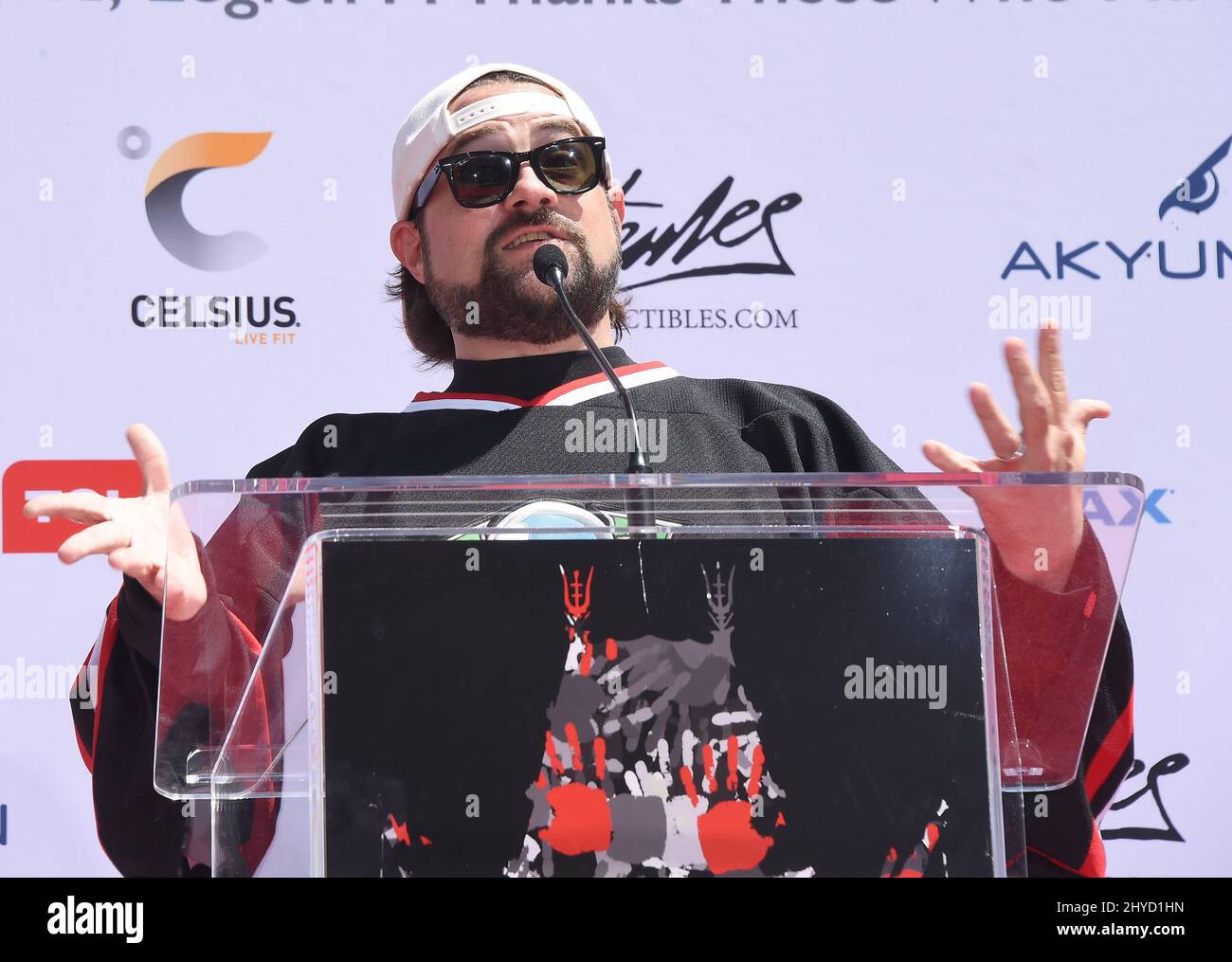 Kevin Smith assiste à la cérémonie de main et d'empreinte de Stan Lee qui a eu lieu au cinéma IMAX chinois de TCL Banque D'Images