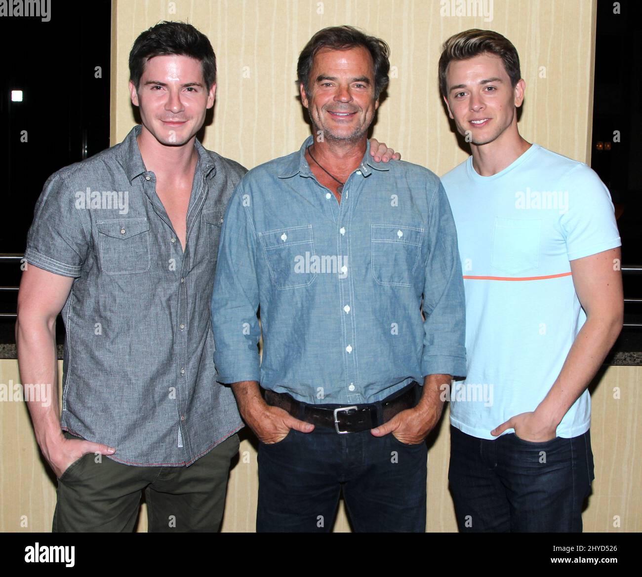 Robert Palmer Watkins, Wally Kurth et Chad Duell assistent à l'événement de lancement de l'Hôpital général tenu à Embassy Suites par Hilton le 3 août 2017 Banque D'Images