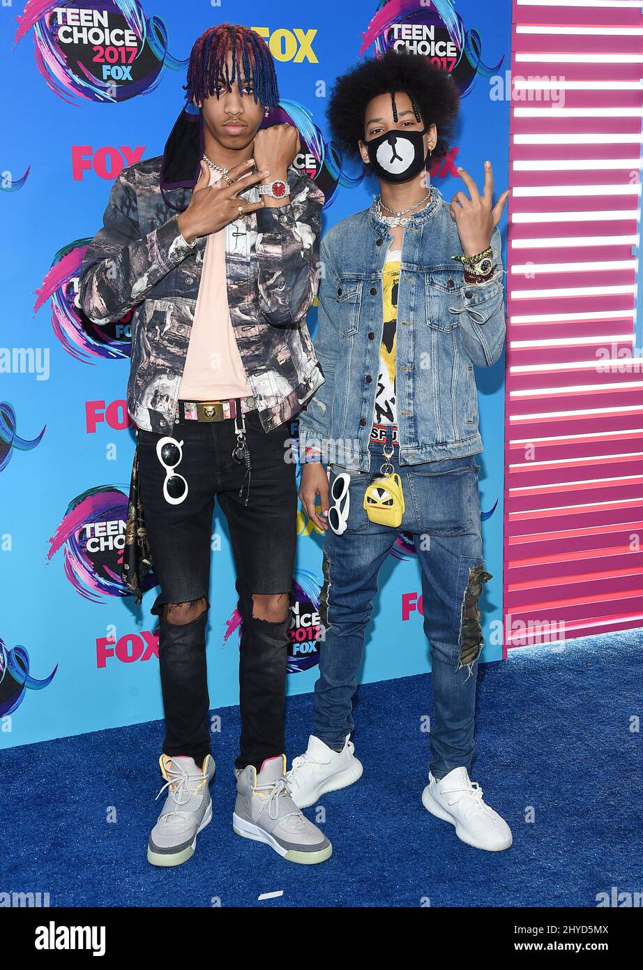 Ayo & Teo participant aux prix Teen Choice Awards 2017 au Galen Center de Los Angeles, aux États-Unis Banque D'Images