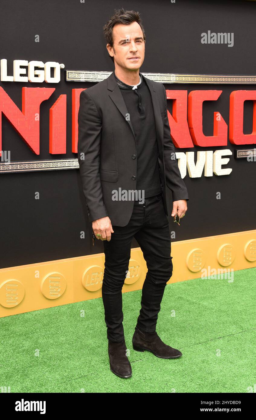 Justin Theroux arrivant pour la première mondiale « The Lego Ninjago Movie » qui s'est tenue au Regency Village Theatre, Westwood, Californie, le 16 septembre 2017 Banque D'Images