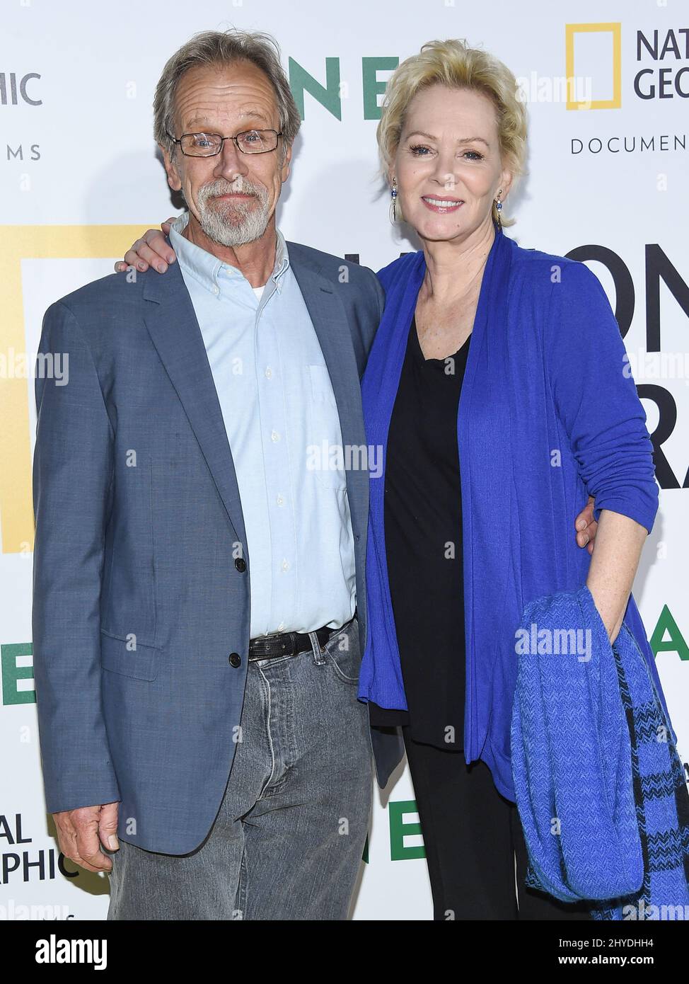 Jean Smart et Richard Gilliland assistent à la première projection de Jane qui s'est tenue au Hollywood Bowl Banque D'Images