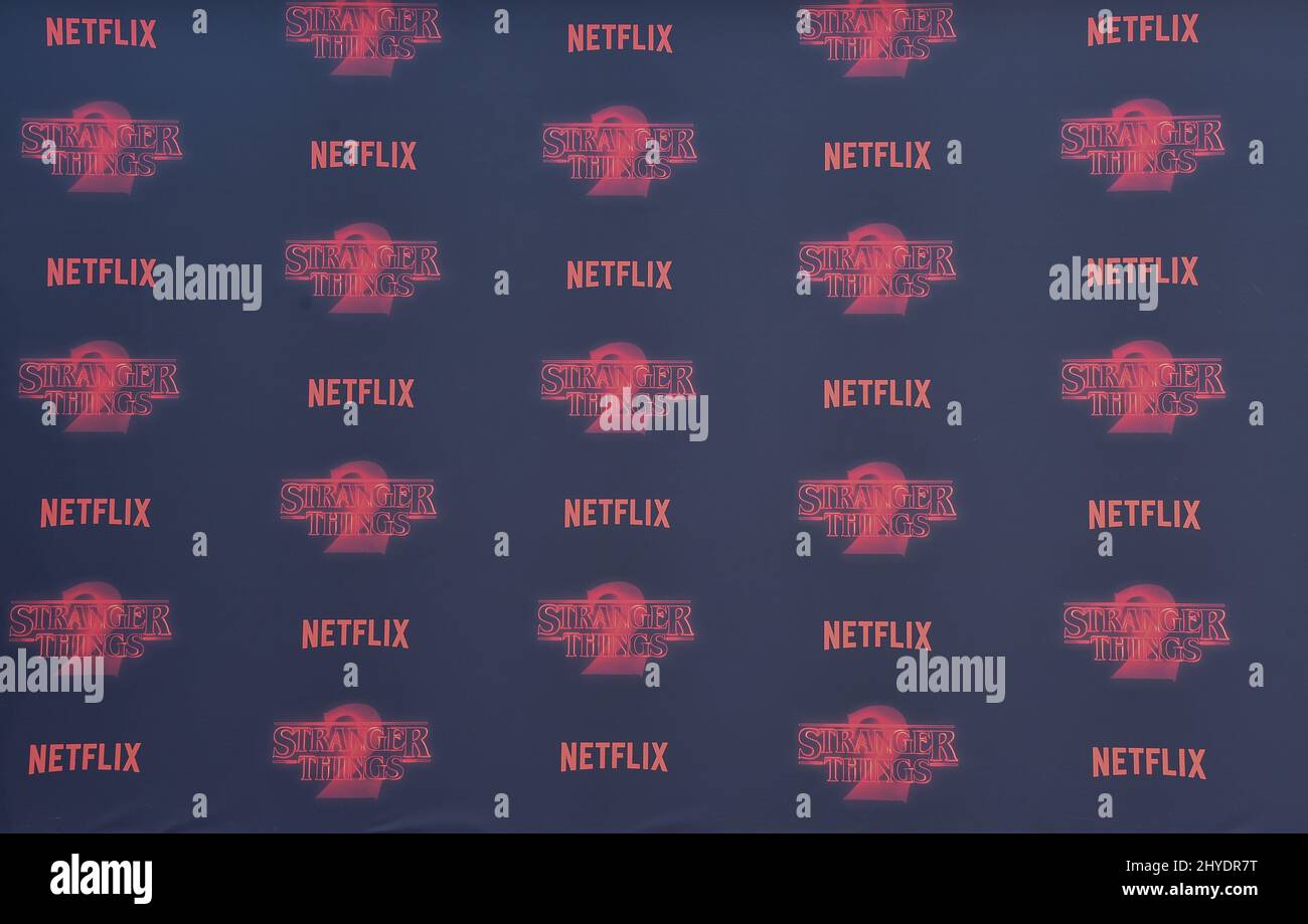 Ambiance assister à l'événement de Netflix's Stranger Things 2 Premiere Banque D'Images