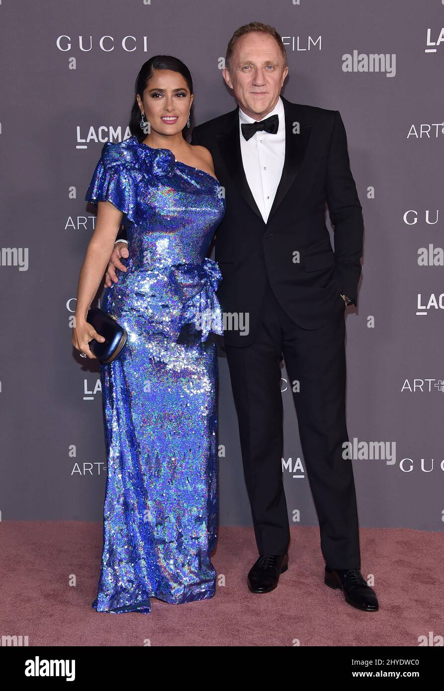 Salma Hayek et François-Henri Pinault participant au Gala Art + film 2017 de la LACMA en l'honneur de Mark Bradford et George Lucas qui se sont tenus à la LACMA Banque D'Images