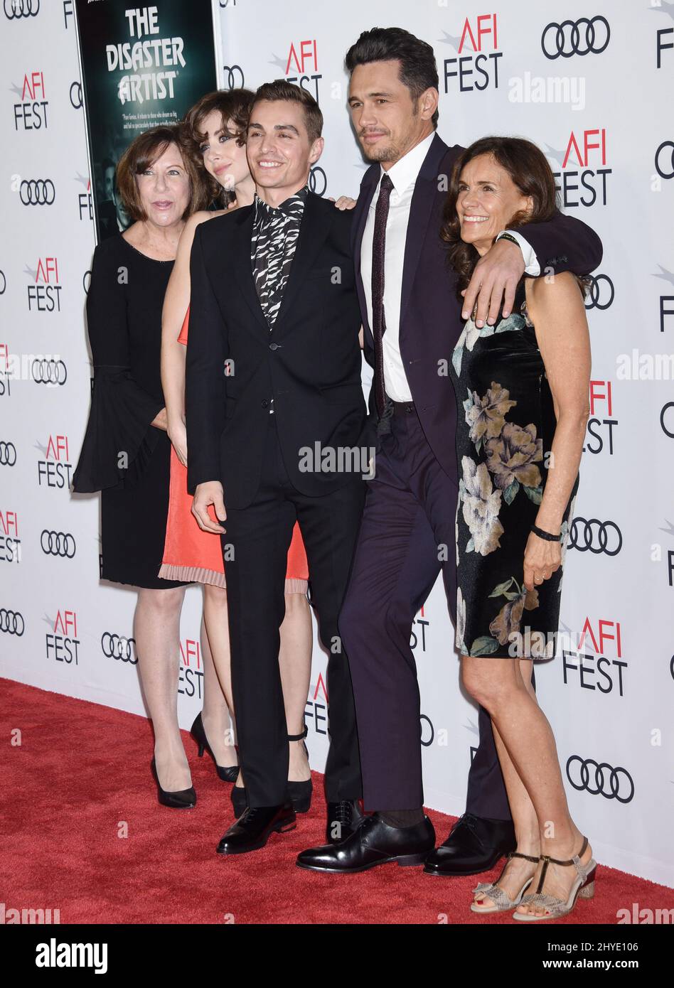 Joanne Schermerhorn, Alison Brie, Dave Franco, James Franco et assistez à la présentation au Gala de l'artiste de la catastrophe à Los Angeles, en Californie Banque D'Images