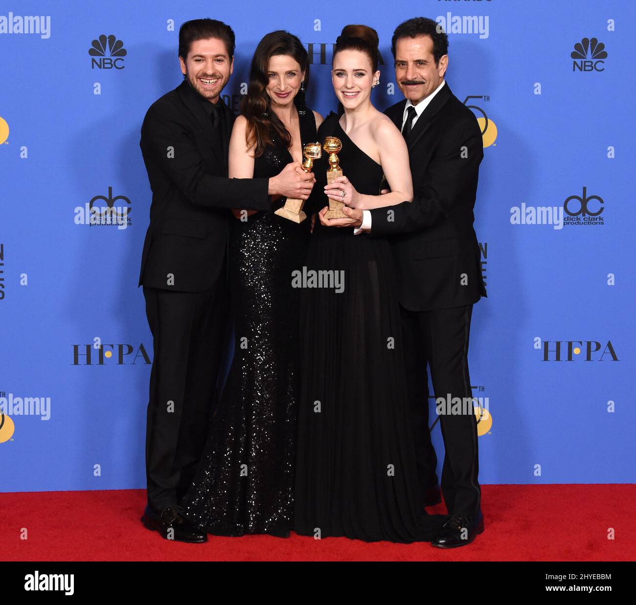 La merveilleuse Mme Maisel 'Cast' dans la salle de presse des Golden Globe Awards 75th qui se sont tenus à l'hôtel Beverly Hilton le 7 janvier 2018 à Beverly Hills, CA Banque D'Images