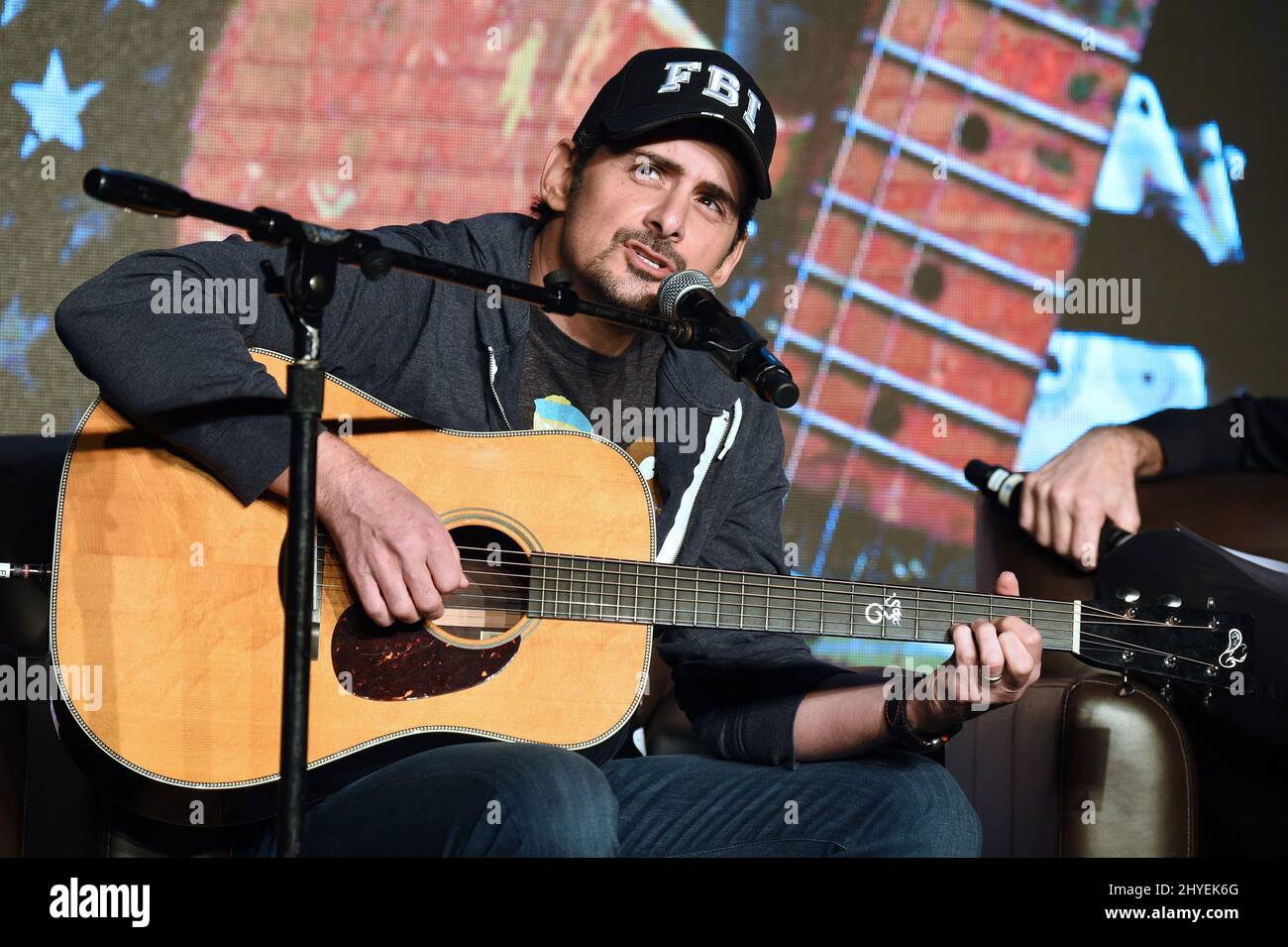 Brad Paisley parle de son avenir tout en continuant à honorer la tradition du pays pendant le Brad Paisley: The Art and the Artist au séminaire de radio de pays de 2018 tenu à l'hôtel Omni Nashville le 7 février 2018 à Nashville, TN Banque D'Images