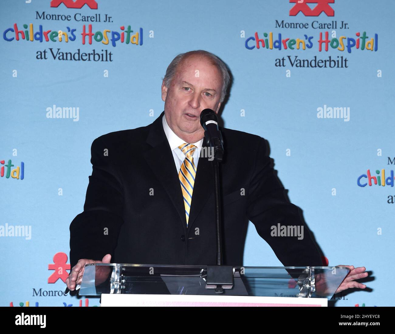 John W. Brock, III, M.D. assiste à la présentation de Dierks Bentley's Walk of Champions au Monroe Castell Jr. Children's Hospital à Vanderbilt Banque D'Images